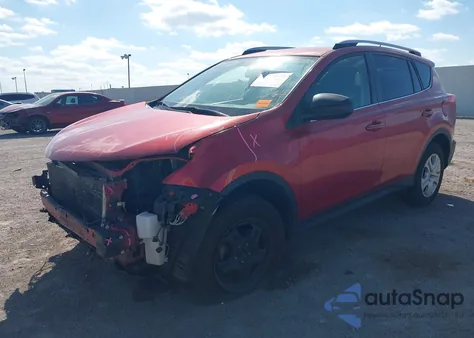 2015 Toyota Rav4 Le z USA, uszkodzony, nr VIN JTMZFREV7FJ049326